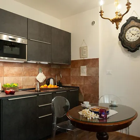 Casa Sorelle - Flo Apartment