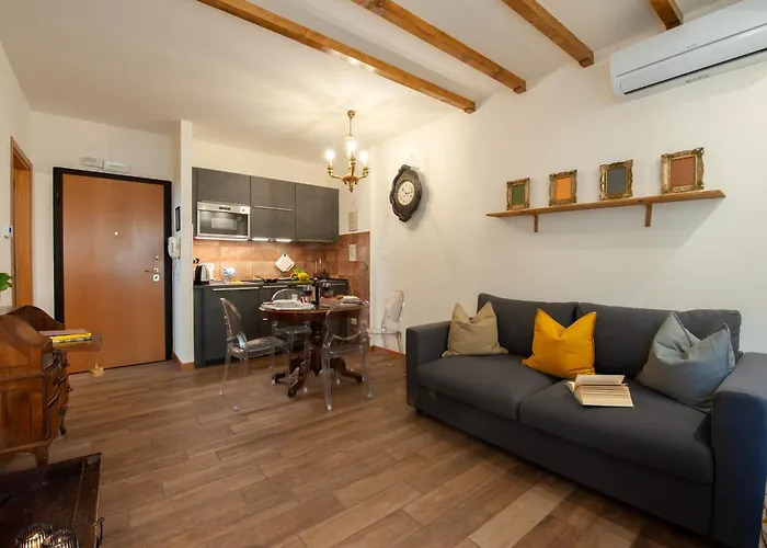 Apartment Casa Sorelle Flo - Flo Florence
