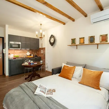 Casa Sorelle Flo - Flo 公寓 *